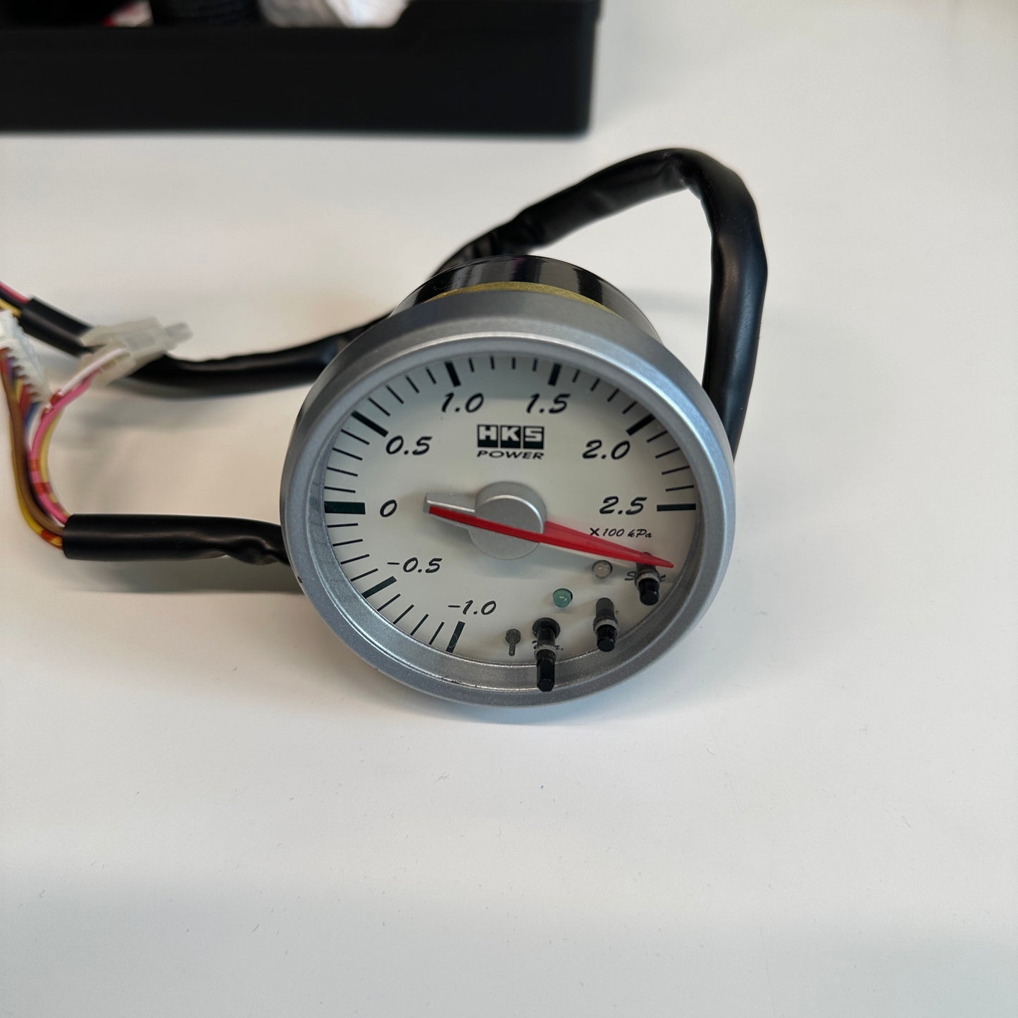 (RARE) HKS Boost Gauge 60mm (with plugs)